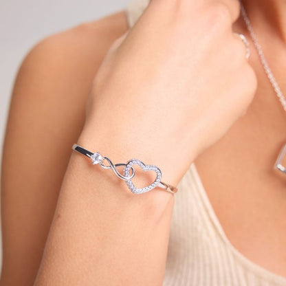 To My Mum - Infinity Heart Name Bracelet