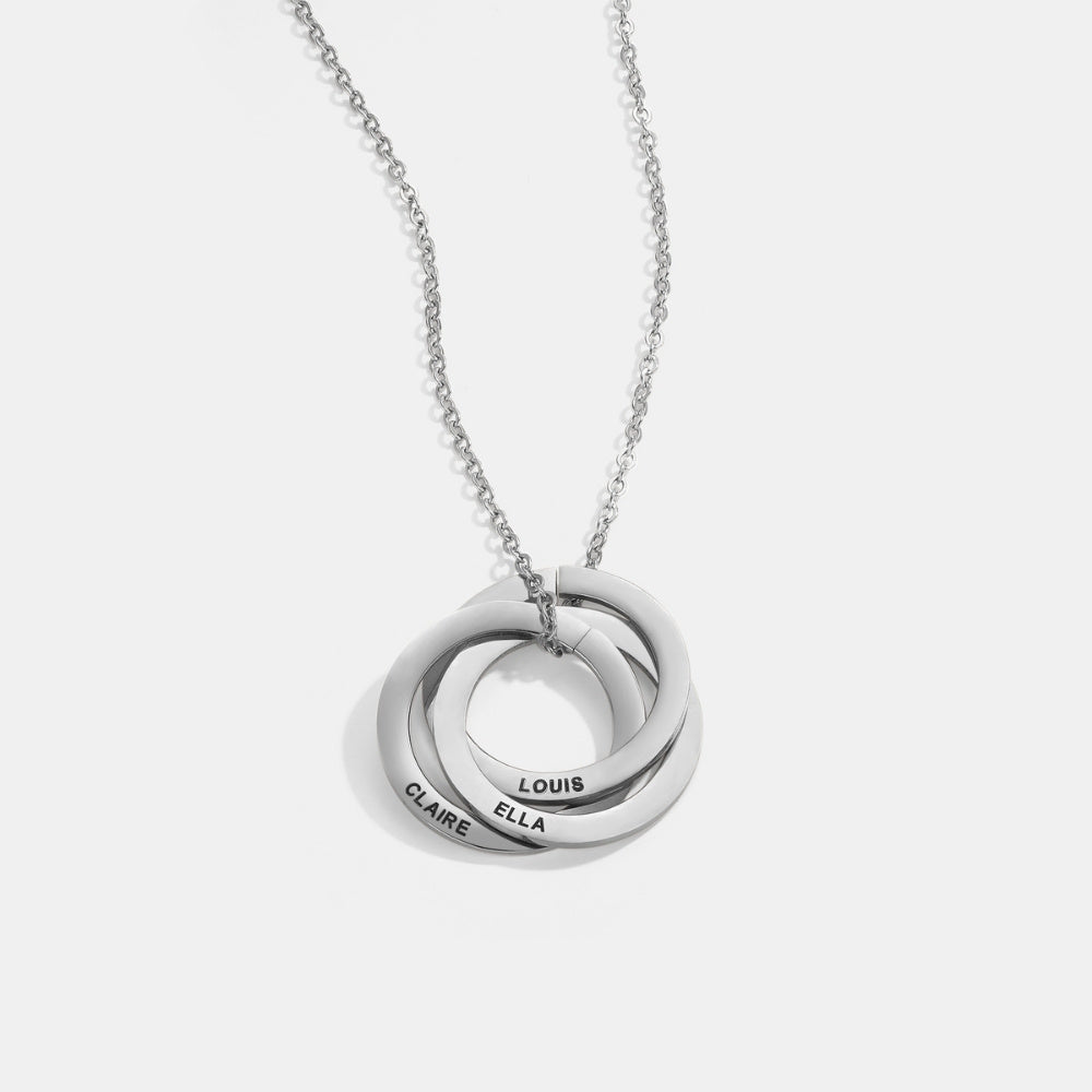 Interlocking Rings Necklace with Personalised Names