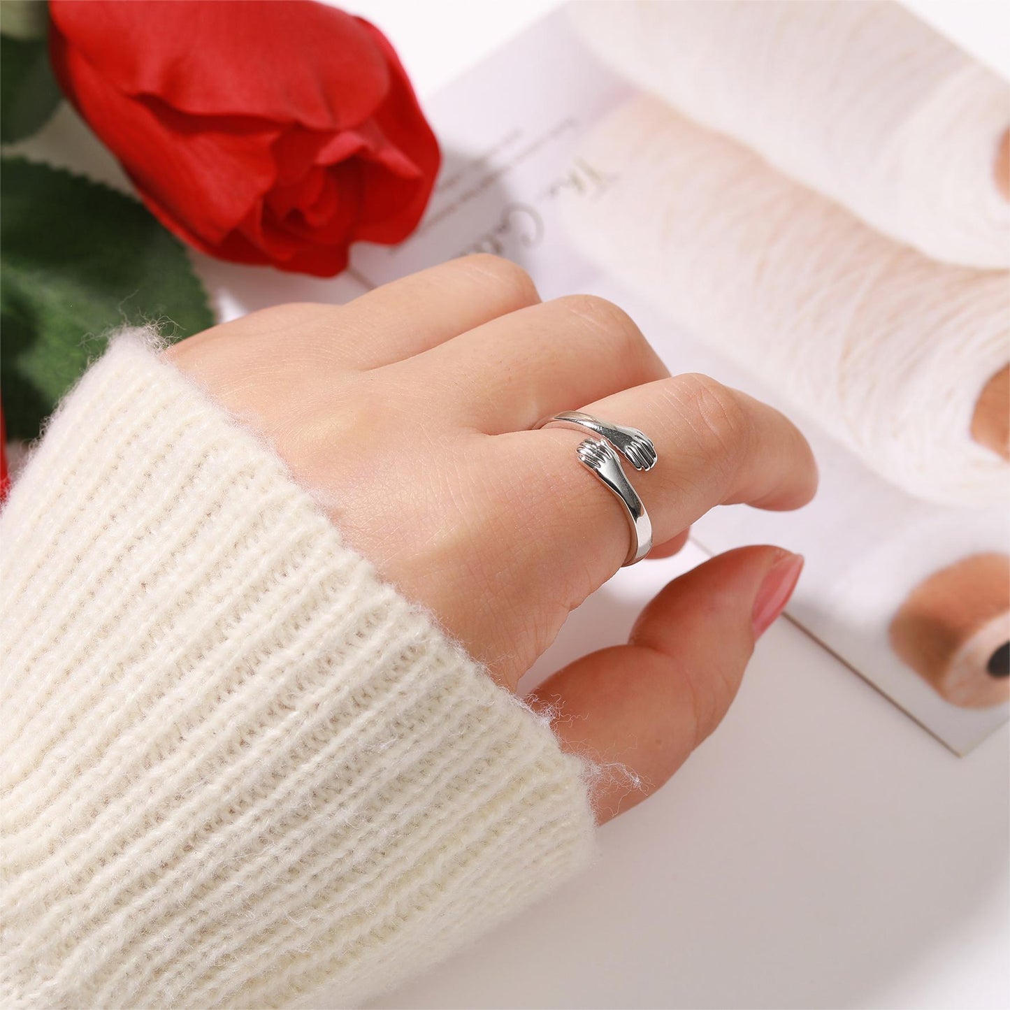 Hug Ring