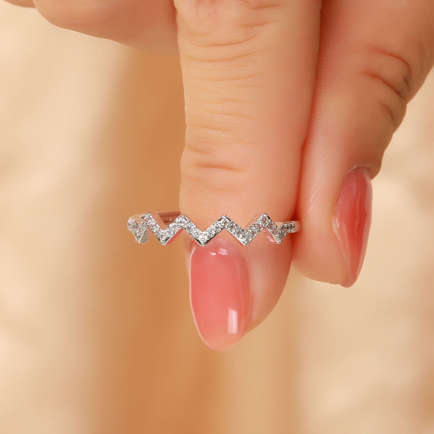 Highs and Lows Ring for Daughter with ‘Love from Mum’ Engraving & Card