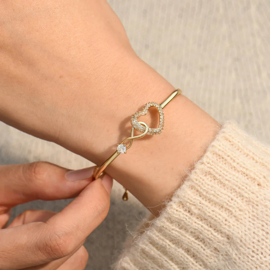 Mother Daughter – Infinity Heart Name Bracelet